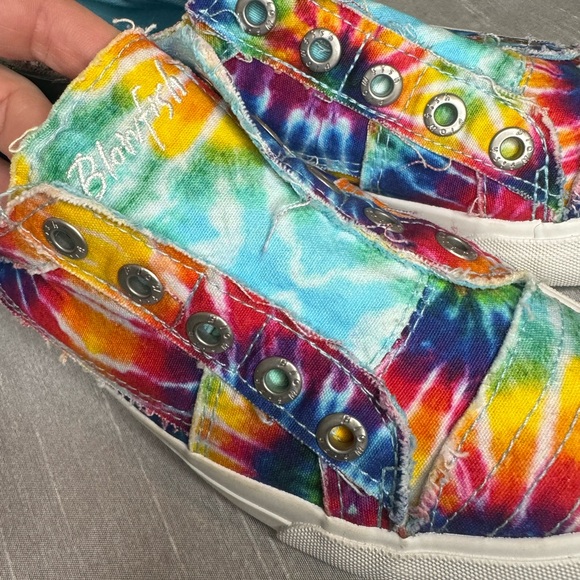 Blowfish Sneakers - Picture 6 of 9